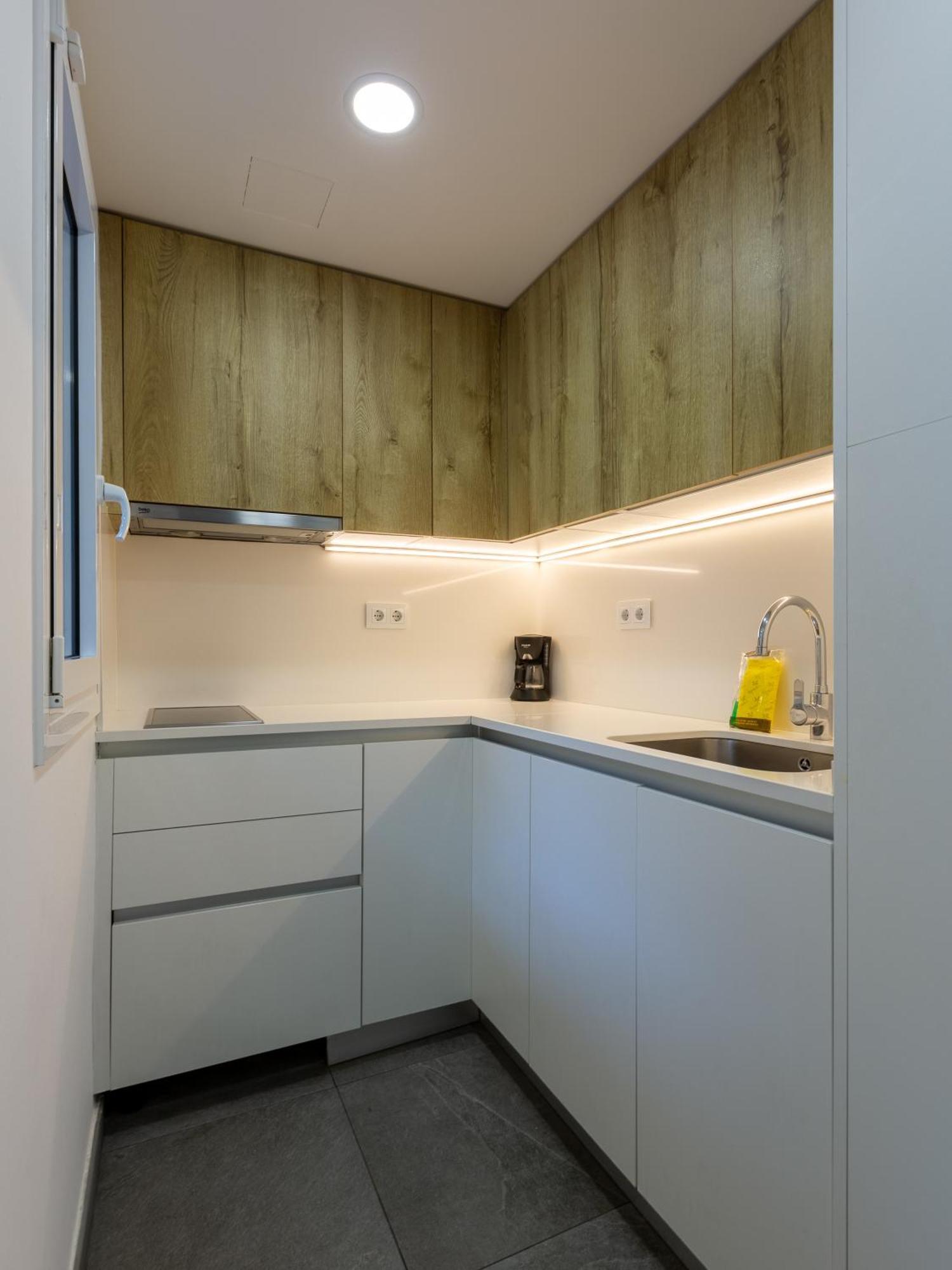 Apartamentos Sunway Apollo Ситжес Екстериор снимка